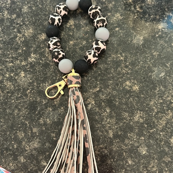 Keychain Bracelets - Picture 7 of 16